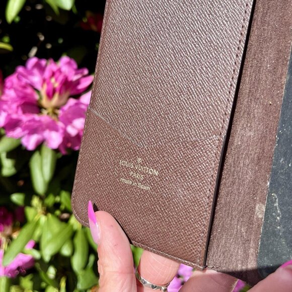 Louis Vuitton Monogram Folio iPhone Case 7/8 Plus - Picture 3 of 9